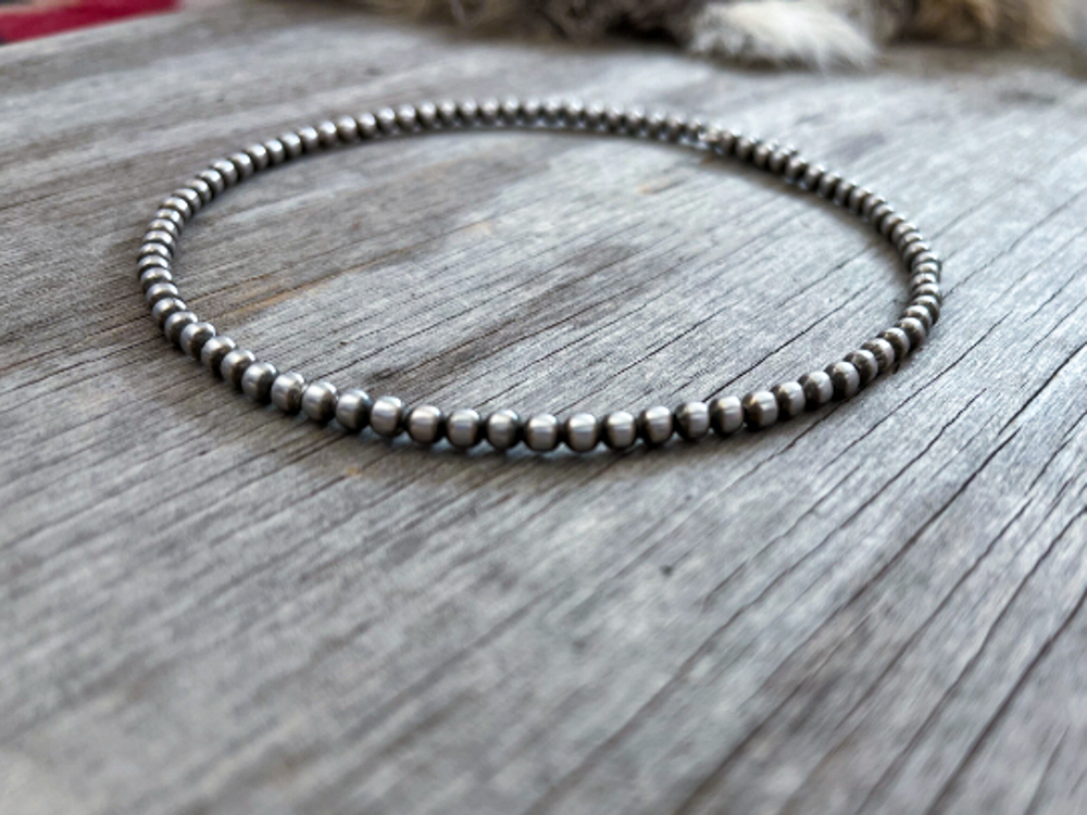 Navajo Pearl Handmade Wire Choker with all 4mm German Silver