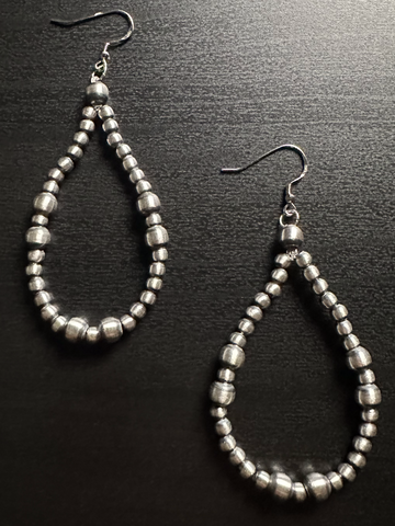 Handmade Sterling Silver Navajo Pearl Earrings ~ 4mm and 6mm ~ Classic & Pretty Teardrops!