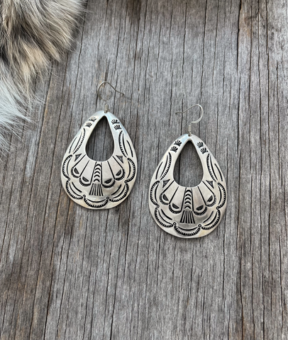 Dreamy Earrings ~ Vintage Navajo Style