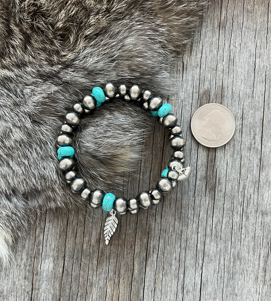 Handmade Bracelets a Labor of Love for Cancer Patients | Renown Health
