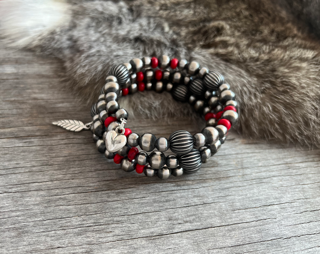 Navajo Style Pearl Bracelet with Coral Acai & Silver Pumpkin Beads