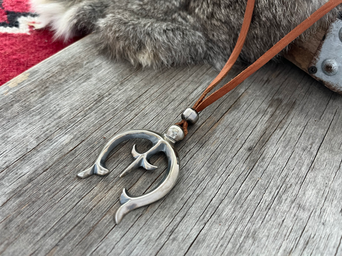 Gorgeous Sterling Silver Sand-Cast Style Naja Pendant on Leather ~ Lariat Style!